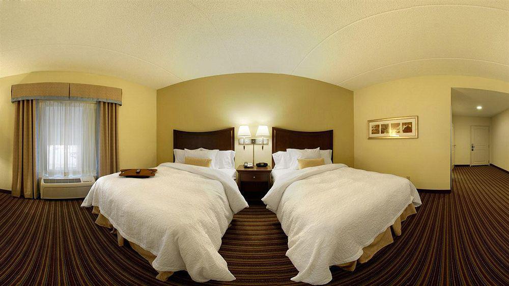 Hampton Inn Gainesville-Haymarket Esterno foto